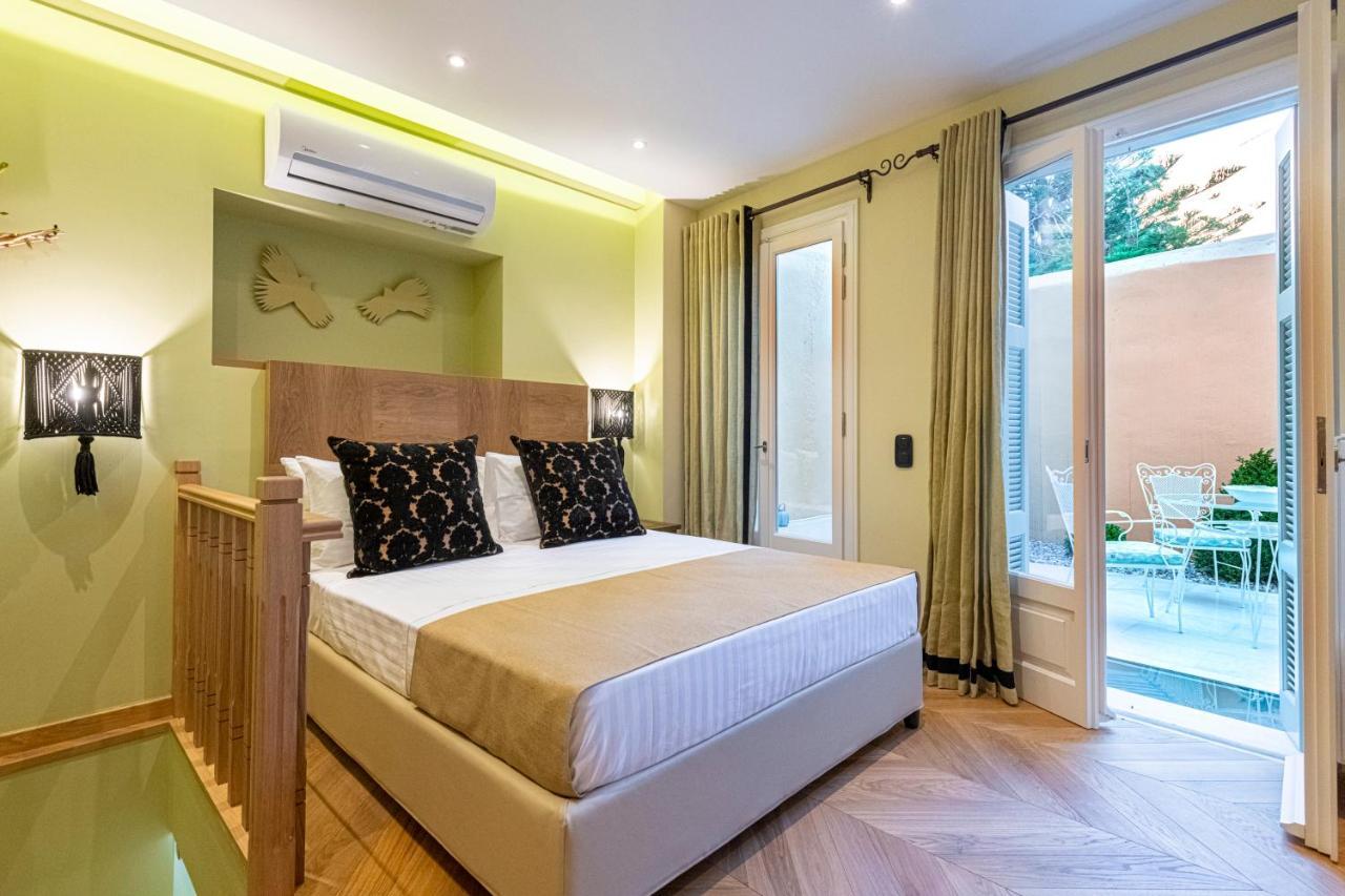 Ipelhome - Plaka Boutique Apartments Athen Exterior foto