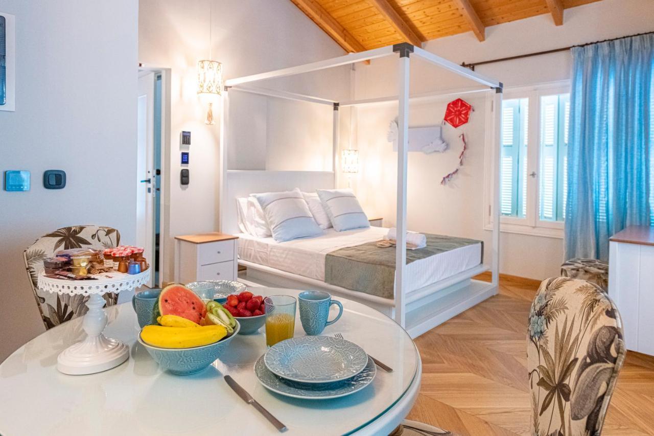 Ipelhome - Plaka Boutique Apartments Athen Exterior foto