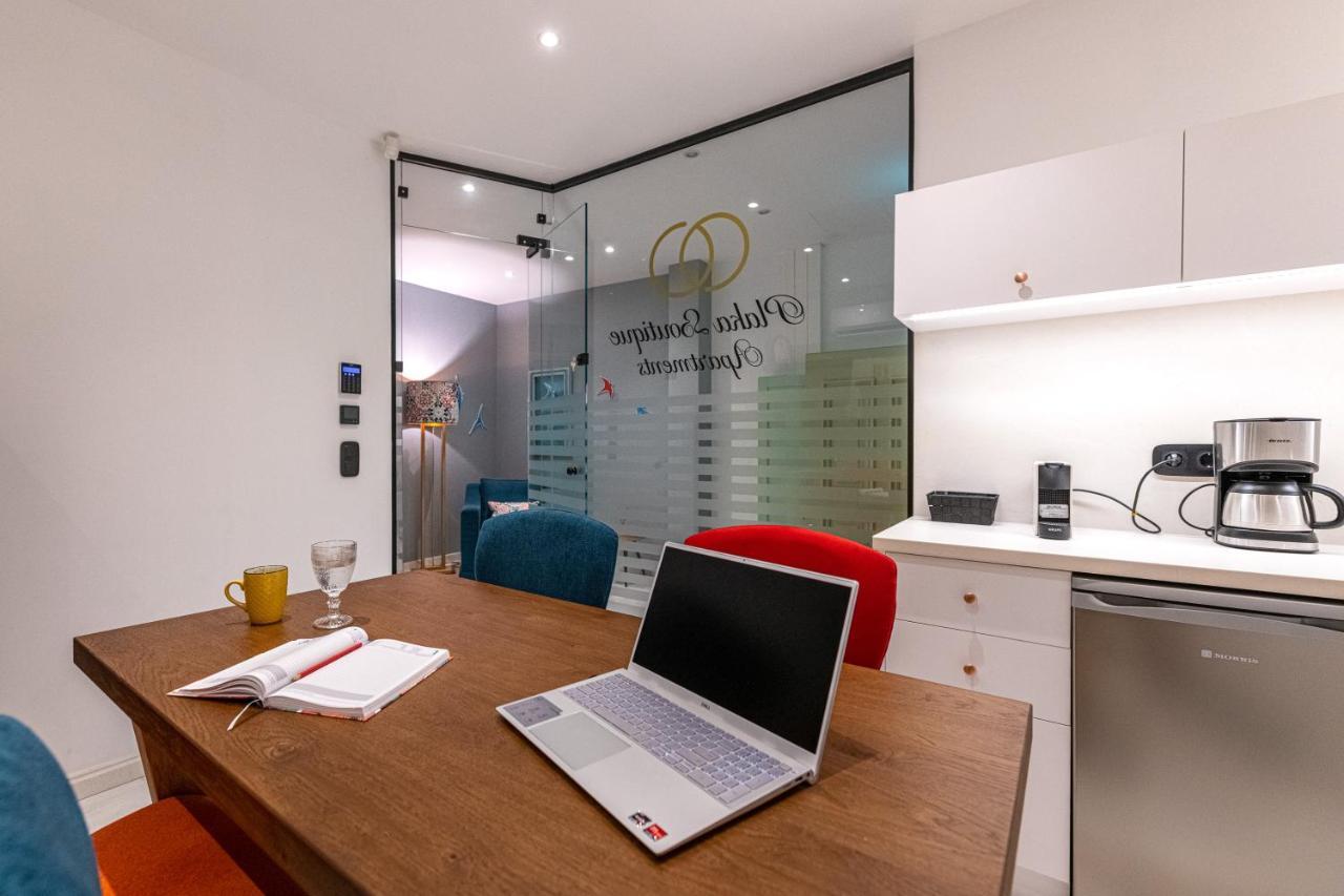 Ipelhome - Plaka Boutique Apartments Athen Exterior foto